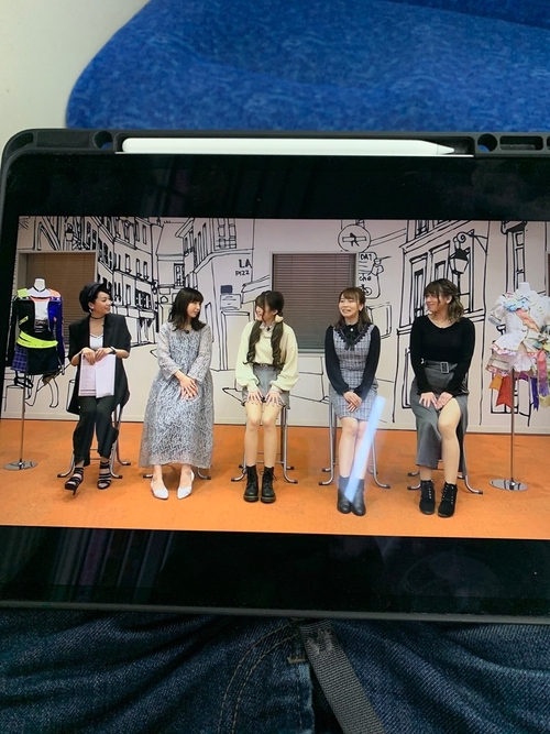 Attach image