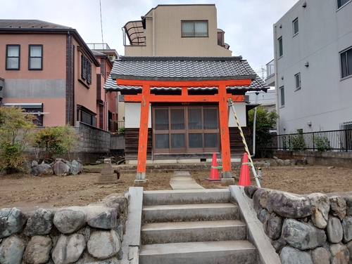 Attach image